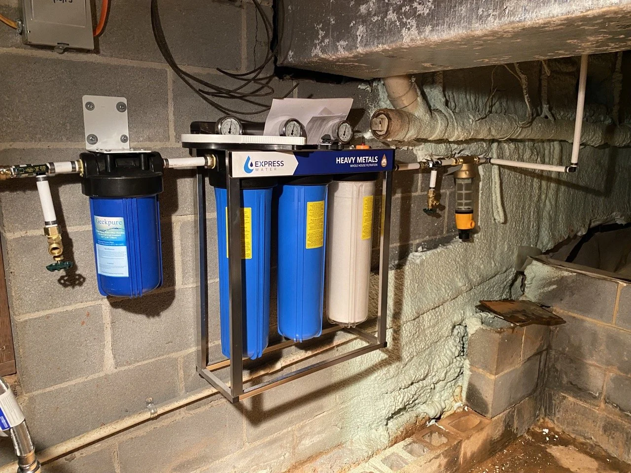 Multi-stage filtration components
